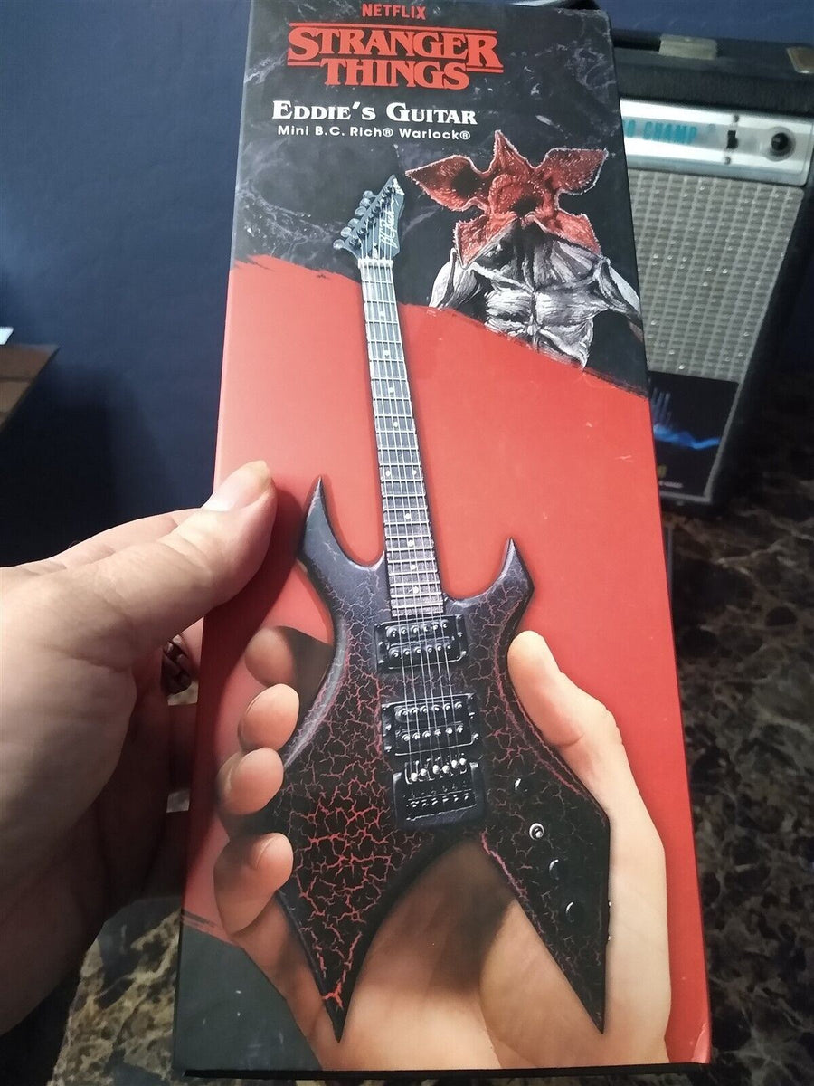 AXE HEAVEN Stranger Things Eddie's Guitar Mini Guitar Model