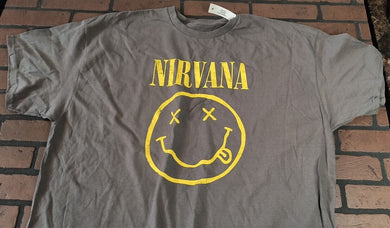 NIRVANA- Distressed Smiley Face Men's T-shirt ~Never Worn~ 3XL