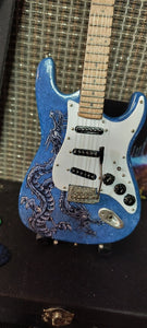 DAVID LOZEAU - The Dragon Fender Strat 1:4 Scale Replica Guitar ~Axe Heaven~