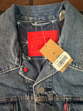 Load image into Gallery viewer, Levi’s Denim Jacket with Starry Interior