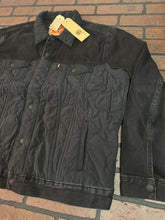 Load image into Gallery viewer, Levi&#39;s Black on Black Jacket