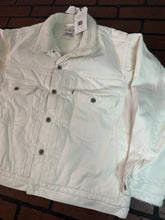 Load image into Gallery viewer, Levi&#39;s White Denim Jacket with Sherpa Interior